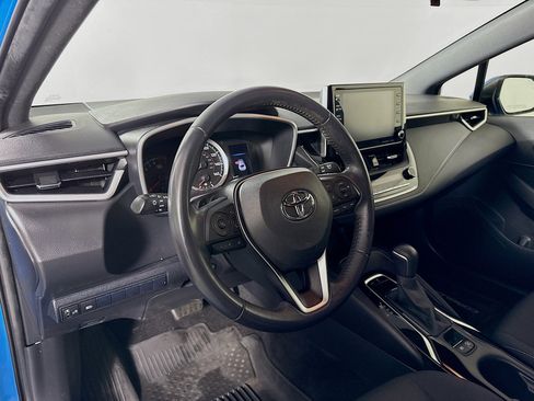 Used 2019 Toyota Corolla SE w/ SE Option Package FWD image 9