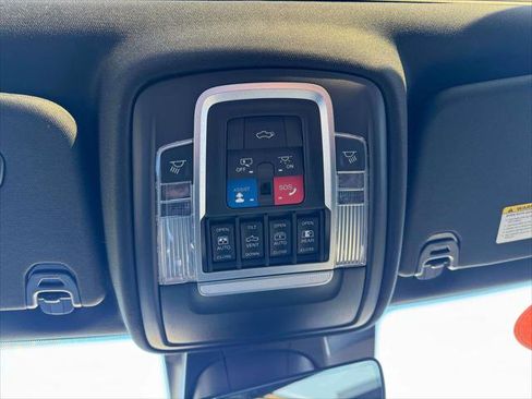 Used 2021 RAM 1500 Laramie image 30