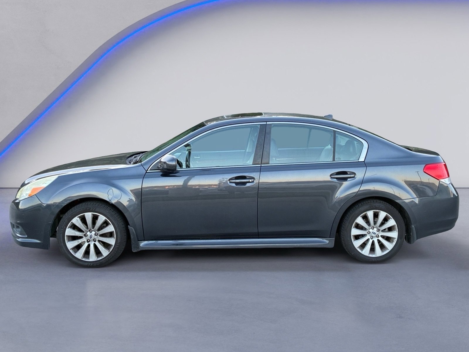 Used 2012 Subaru Legacy 2.5i Limited AWD/4WD image 3