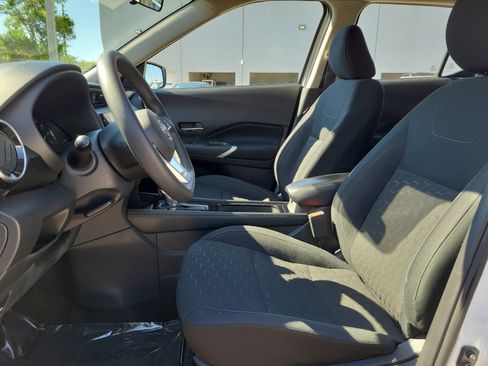 Certified 2023 Nissan Kicks SV FWD image 13