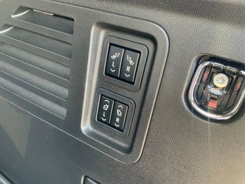 Used 2024 GMC Acadia Denali w/ Super Cruise Package AWD/4WD image 9