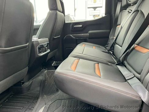 Used 2019 GMC Sierra 1500 AT4 image 17