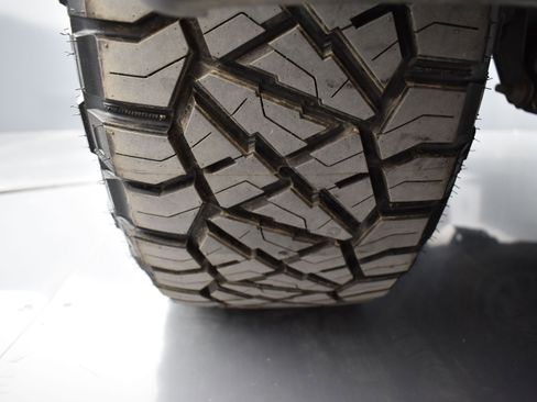 Used 2022 GMC Sierra 1500 Elevation w/ Elevation Premium Package image 18