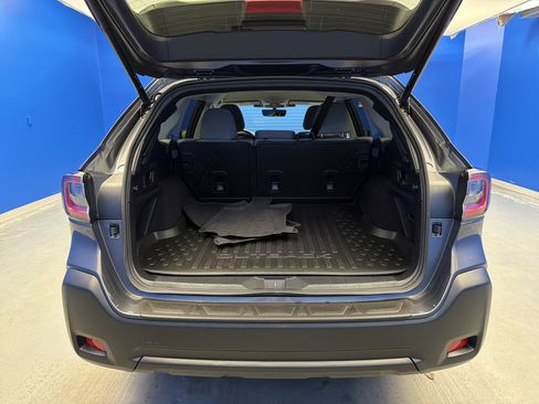 Used 2025 Subaru Outback Premium w/ Popular Package #1A image 27
