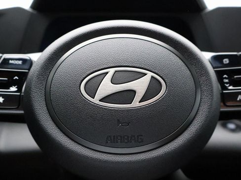 New 2025 Hyundai Elantra Sport image 27