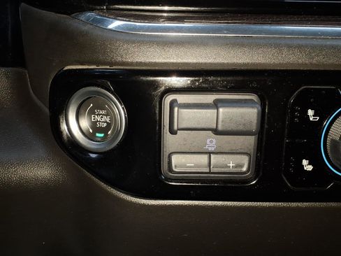 Used 2023 Chevrolet Silverado 1500 LT w/ LPO, Liner Protection Package AWD/4WD image 23