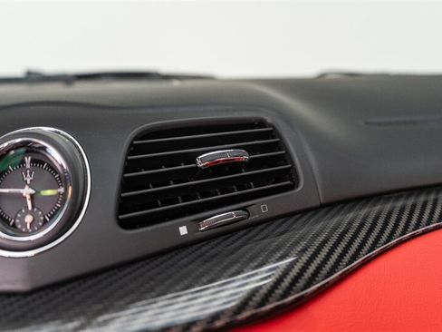 Used 2018 Maserati GranTurismo MC RWD image 91