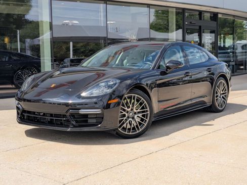Certified 2022 Porsche Panamera Turbo S AWD/4WD image 1