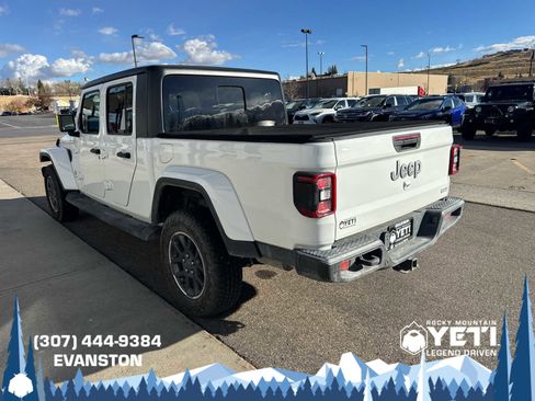 Used 2020 Jeep Gladiator Overland image 5