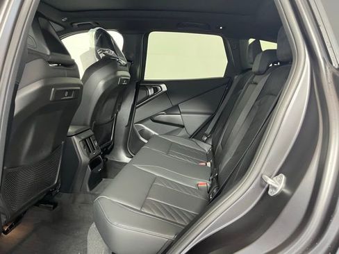 Used 2026 BMW X3 xDrive30 w/ M Sport Package image 19