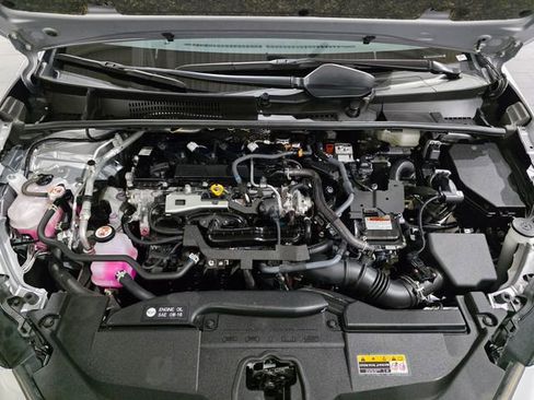 Used 2025 Toyota Prius LE image 26