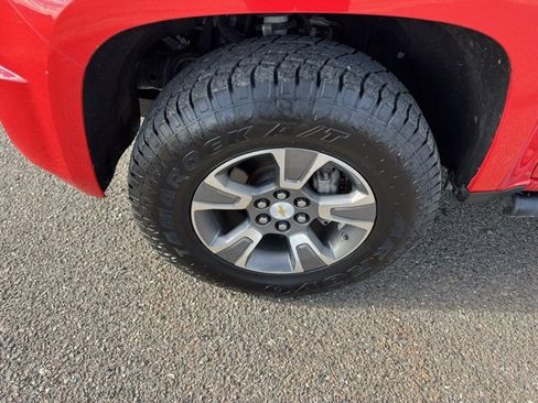 Used 2015 Chevrolet Colorado Z71 image 8