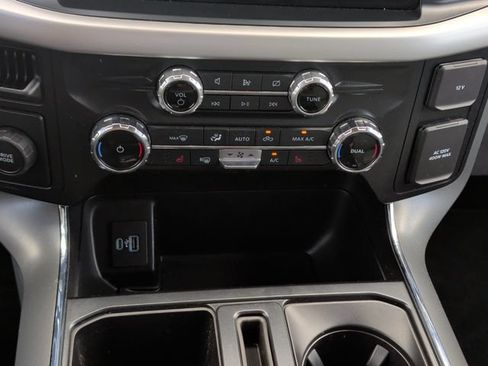Used 2022 Ford F150 XLT w/ Equipment Group 302A High RWD image 24