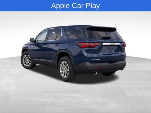 Used 2023 Chevrolet Traverse LS FWD image 7