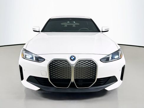 Used 2025 BMW i4 eDrive40 RWD image 2