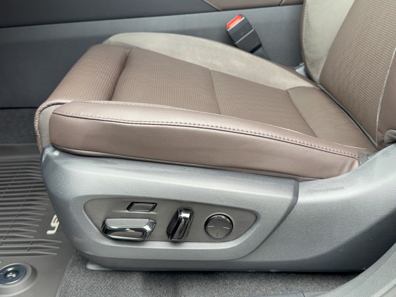 New 2026 Lexus RX 350 AWD image 16