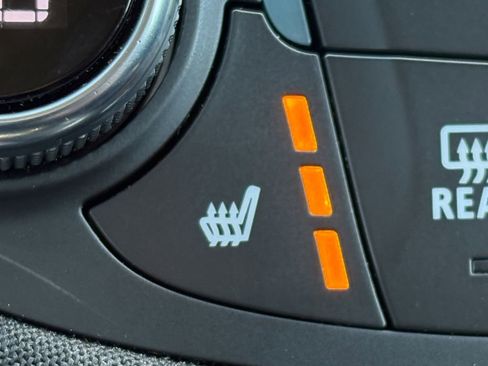 Used 2023 Chevrolet Malibu LT image 5