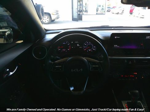 Used 2022 Kia Forte GT-Line w/ GT-Line Premium Package image 32