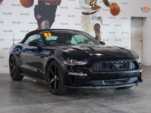 Used 2021 Ford Mustang Premium image 16