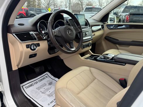 Used 2017 Mercedes-Benz GLE 350 4MATIC image 11