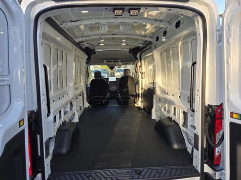 New 2026 Ford Transit 250 148 Medium Roof RWD image 6