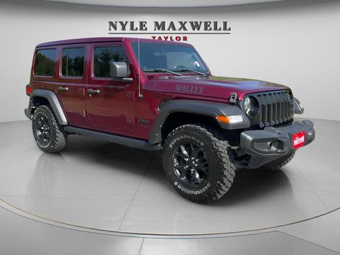 Used 2021 Jeep Wrangler Unlimited Sport AWD/4WD image 3