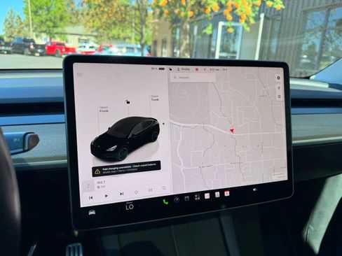 Used 2022 Tesla Model Y Performance AWD/4WD image 17