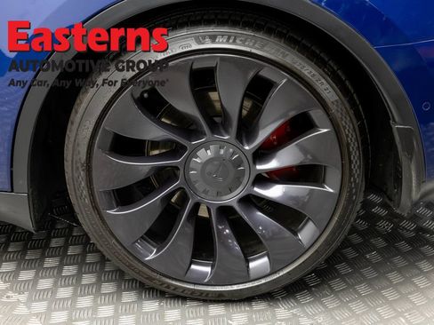 Used 2021 Tesla Model Y Performance AWD/4WD image 8