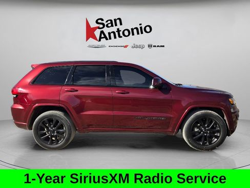 Used 2019 Jeep Grand Cherokee Altitude image 8