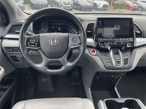 Used 2019 Honda Odyssey EX-L image 2