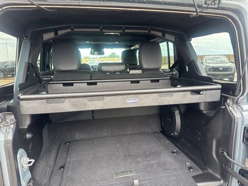 Used 2025 Jeep Wrangler Unlimited Sahara AWD/4WD image 28