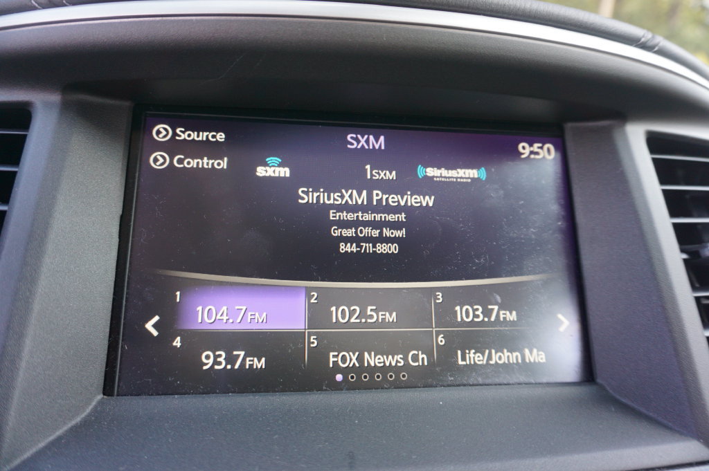 Used 2020 INFINITI QX60 Luxe w/ Essential Package FWD image 11