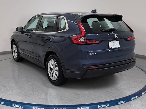 Used 2023 Honda CR-V LX image 9