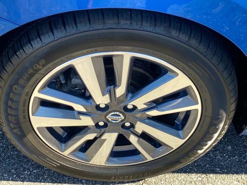 Used 2020 Nissan Versa SV image 22