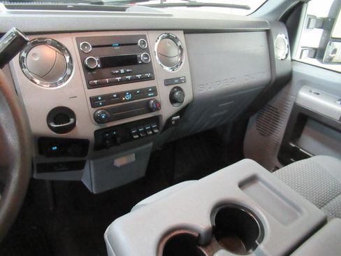 Used 2016 Ford F350 XLT w/ Advanced Security Group image 12