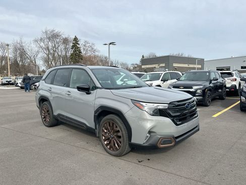 Used 2025 Subaru Forester Sport image 15