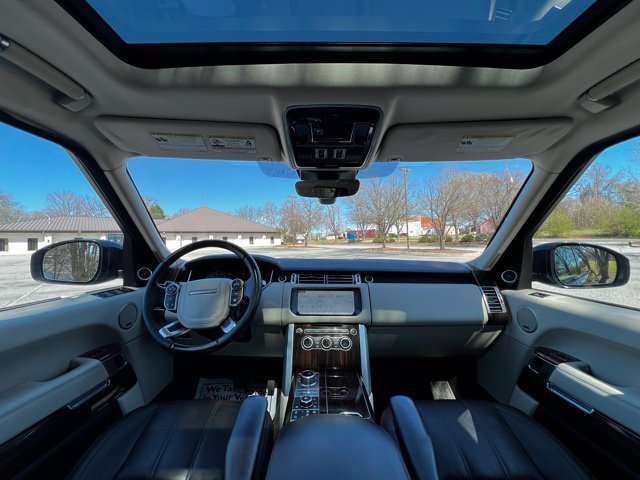 Used 2017 Land Rover Range Rover HSE AWD/4WD image 27