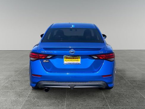 Used 2022 Nissan Sentra SR w/ SR Premium Package image 4