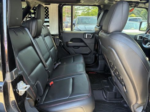 Used 2021 Jeep Wrangler Unlimited Rubicon AWD/4WD image 24