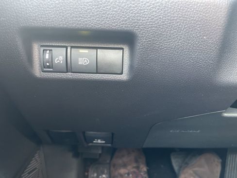 Used 2025 Toyota RAV4 LE image 18