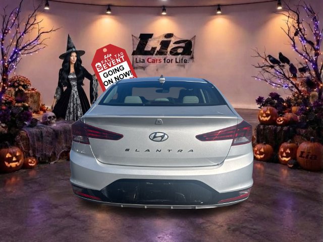 Used 2019 Hyundai Elantra SEL FWD image 4
