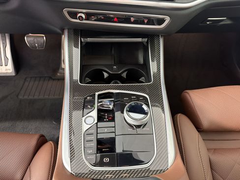 Used 2025 BMW X5 M60i AWD/4WD image 18