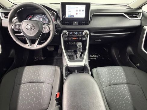 Used 2025 Toyota RAV4 XLE w/ Convenience Package FWD image 39