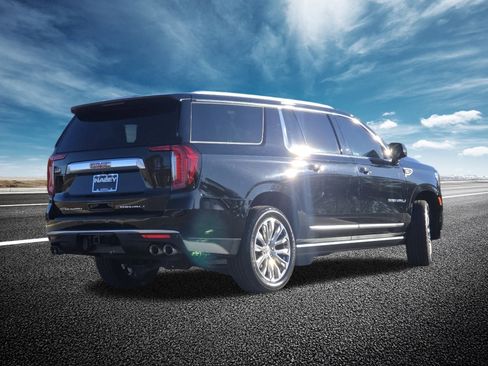 Used 2022 GMC Yukon XL Denali image 22