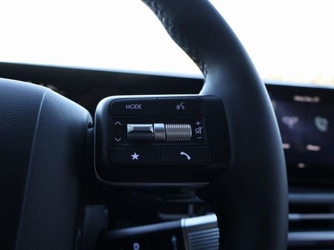 New 2026 Hyundai Santa Fe SE image 29