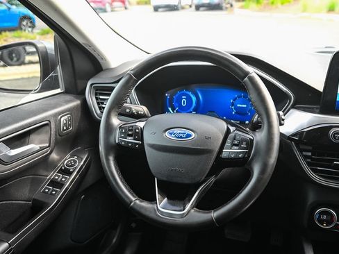 Used 2021 Ford Escape Titanium AWD/4WD image 31
