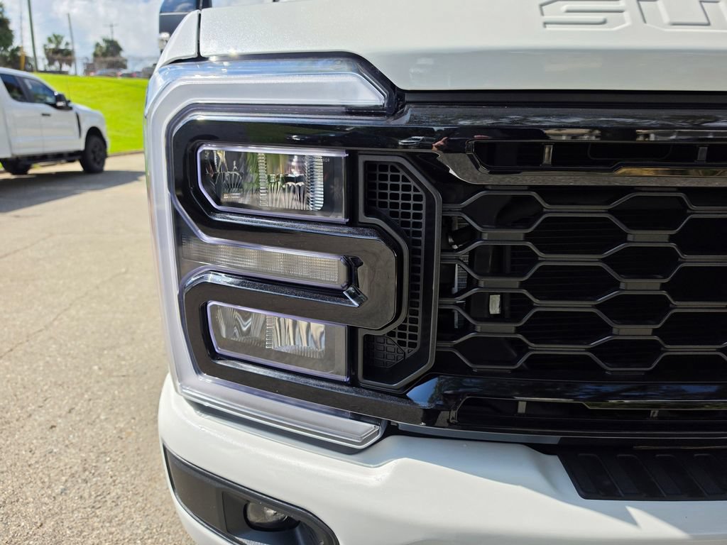 New 2026 Ford F250 Lariat w/ Tremor Off-Road Package AWD/4WD image 13