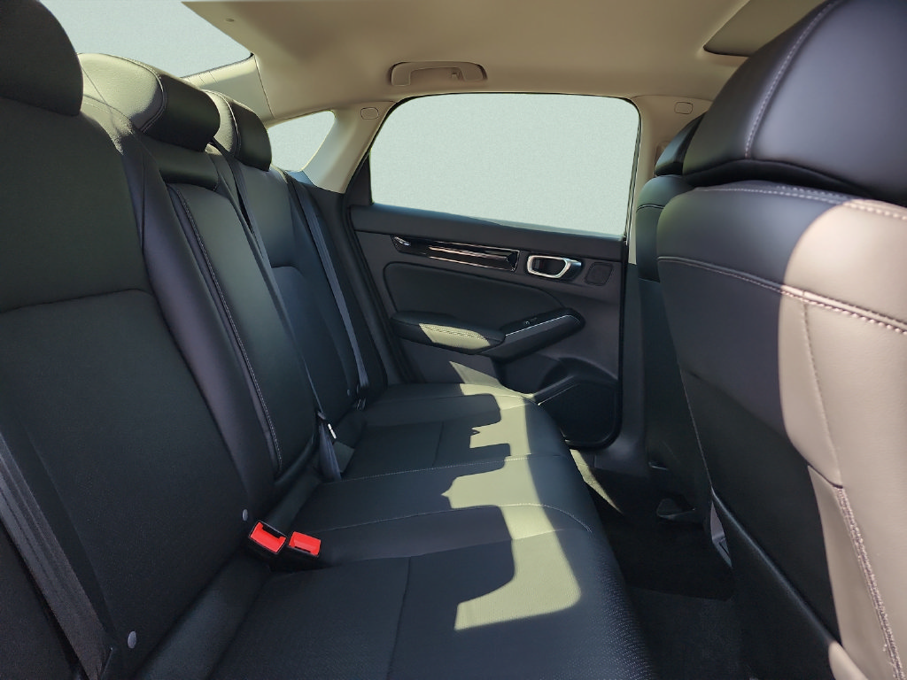 Used 2024 Honda Civic Touring image 33