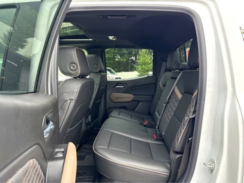 New 2026 GMC Canyon Denali AWD/4WD image 7