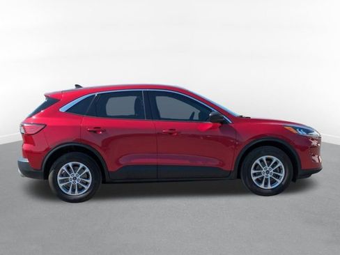 Used 2022 Ford Escape SE w/ Convenience Package AWD/4WD image 2